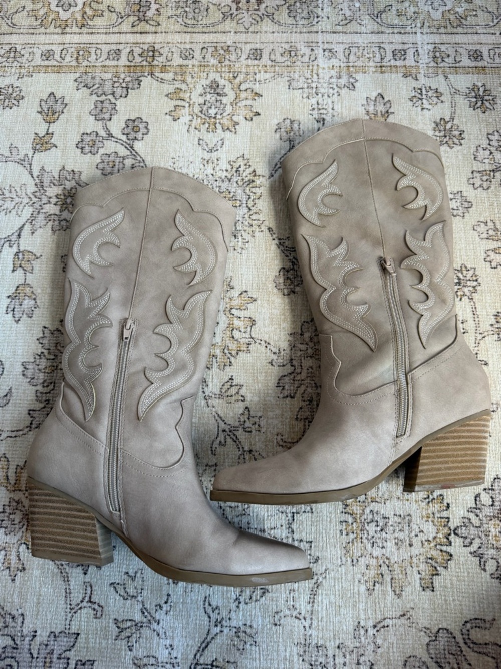DV by Dolce Vita Kranz Western Cowgirl Boots